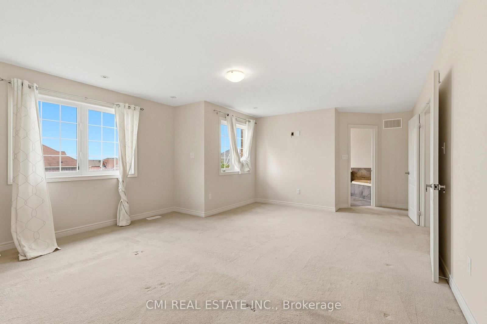 1321 Kenmark Avenue • Oshawa, ON photo 20