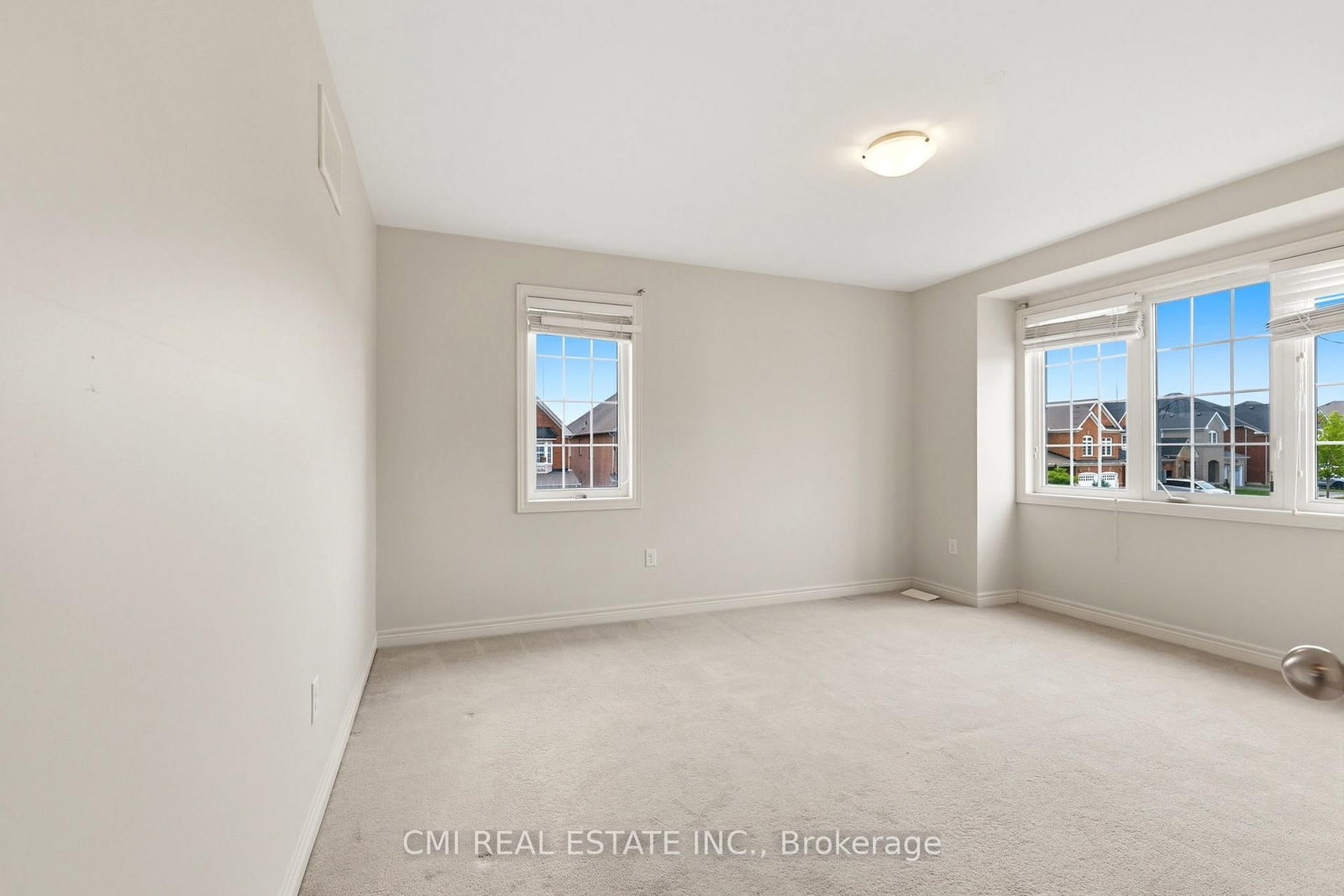 1321 Kenmark Avenue • Oshawa, ON photo 25