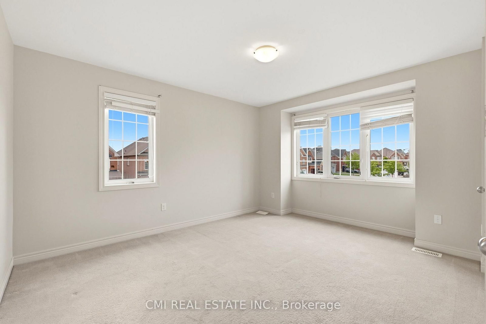 1321 Kenmark Avenue • Oshawa, ON photo 26