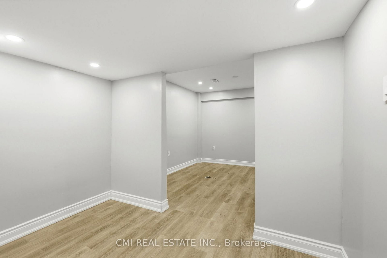 1321 Kenmark Avenue • Oshawa, ON photo 31