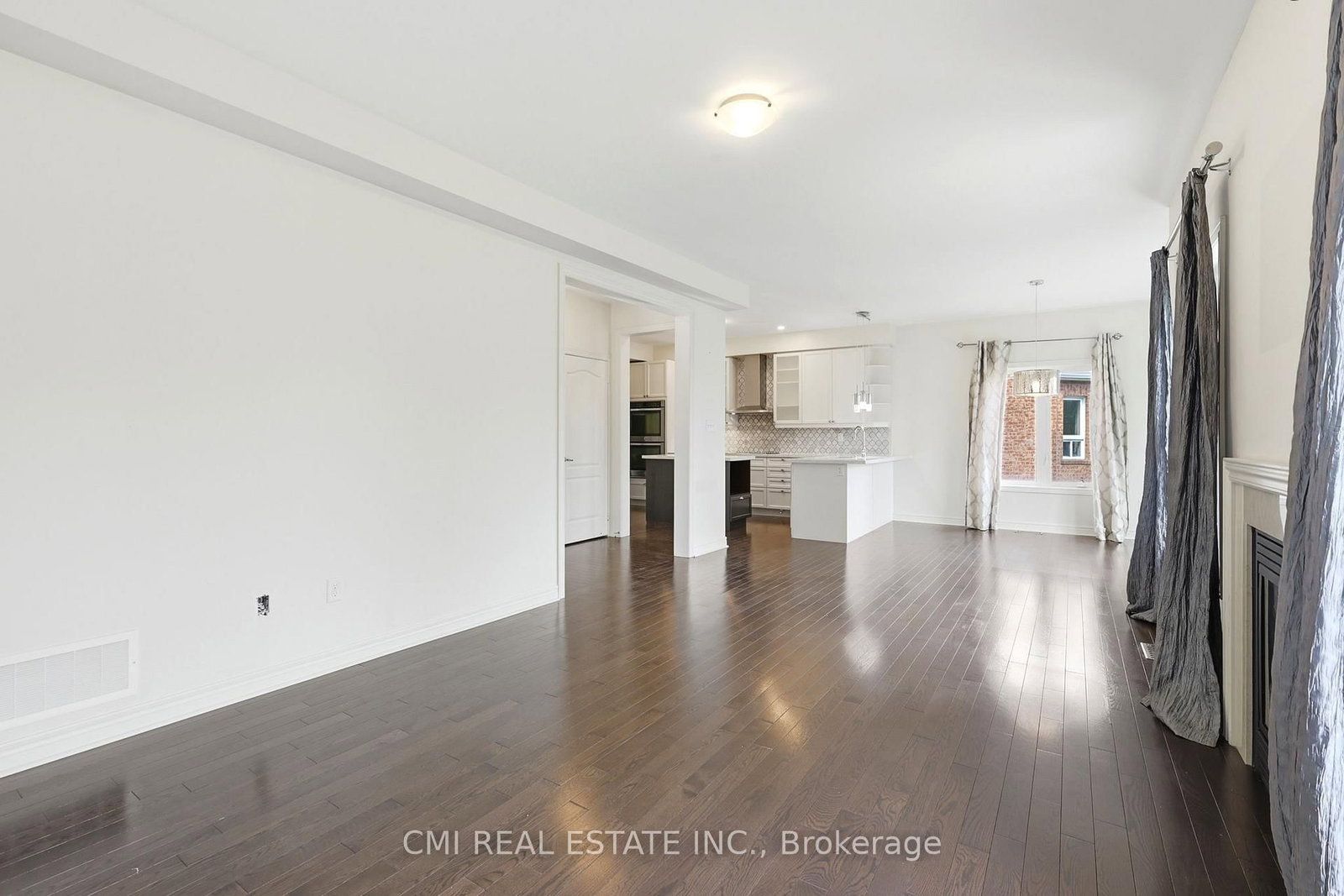 1321 Kenmark Avenue • Oshawa, ON photo 6