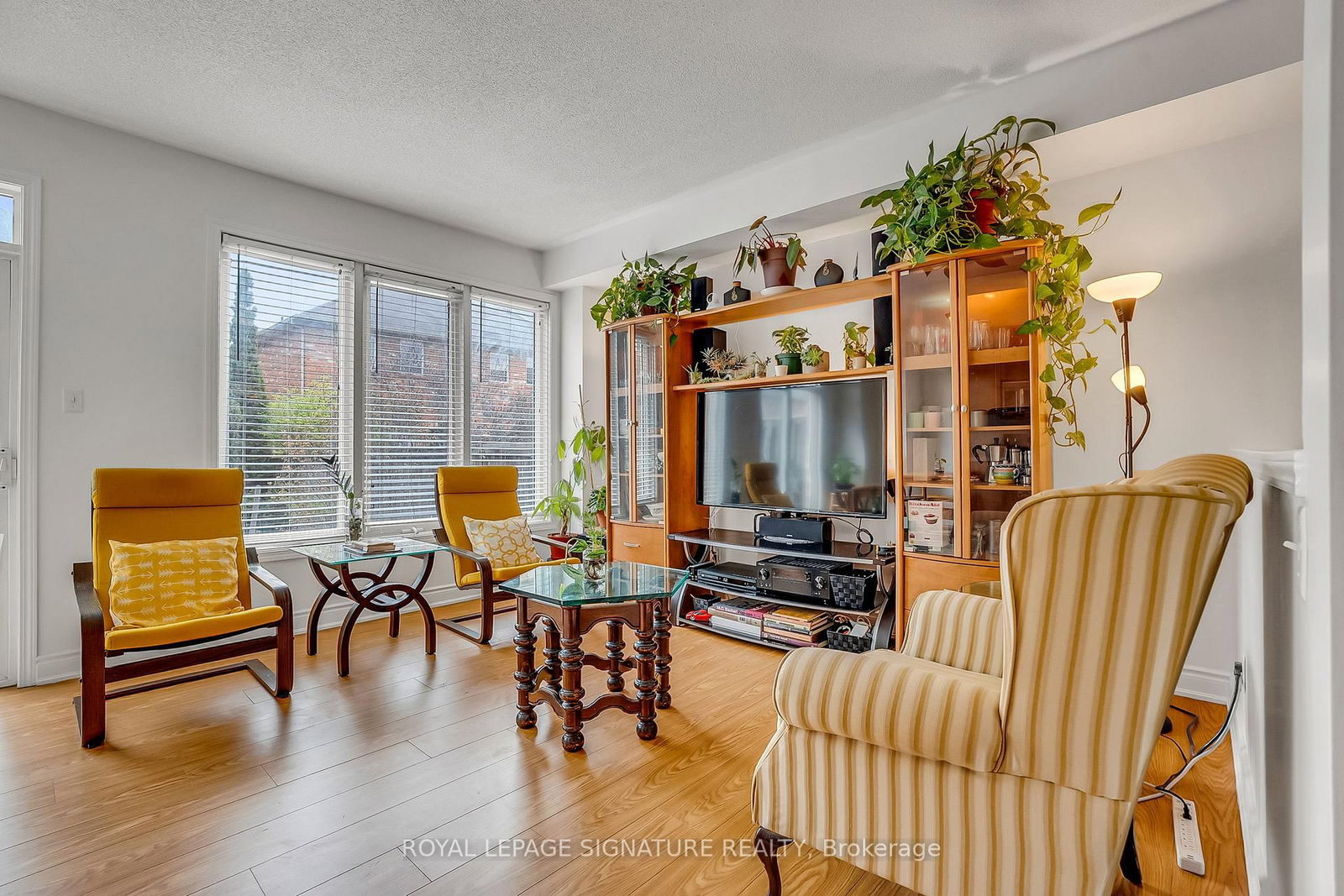 17 Croker Drive • Ajax, ON photo 7