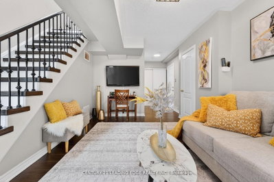 2 Clegg Lane • Ajax, ON photo 8