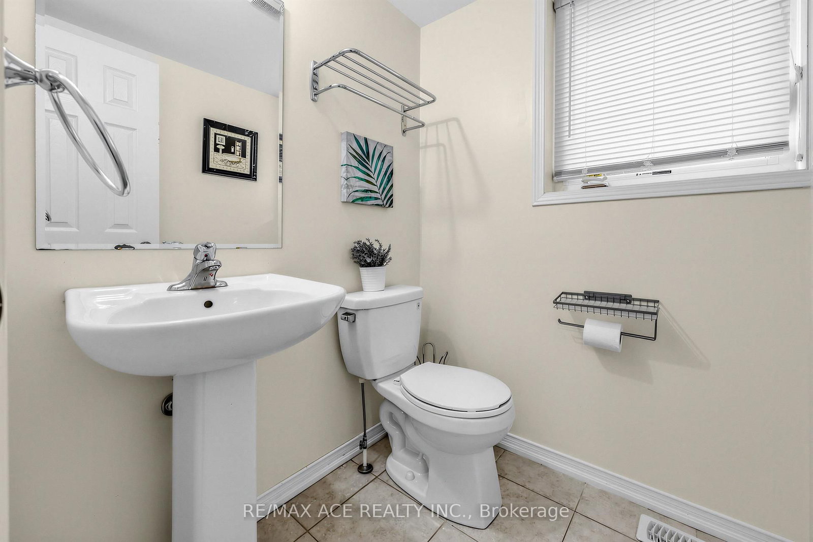902 Audley Road N • Ajax, ON photo 9