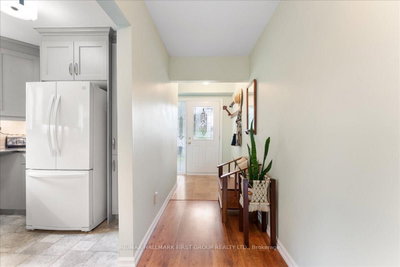 100 Martin Road — photo 4