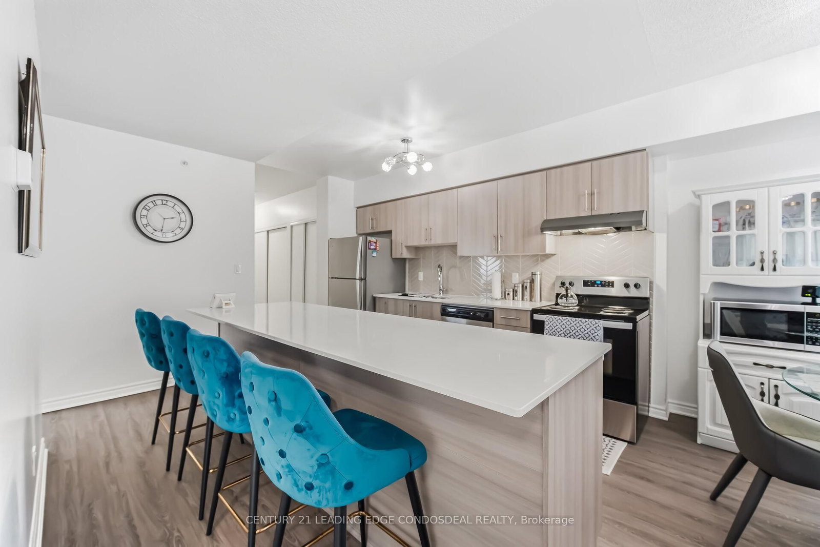 1 Falaise Road • #424 • Toronto, ON photo 11