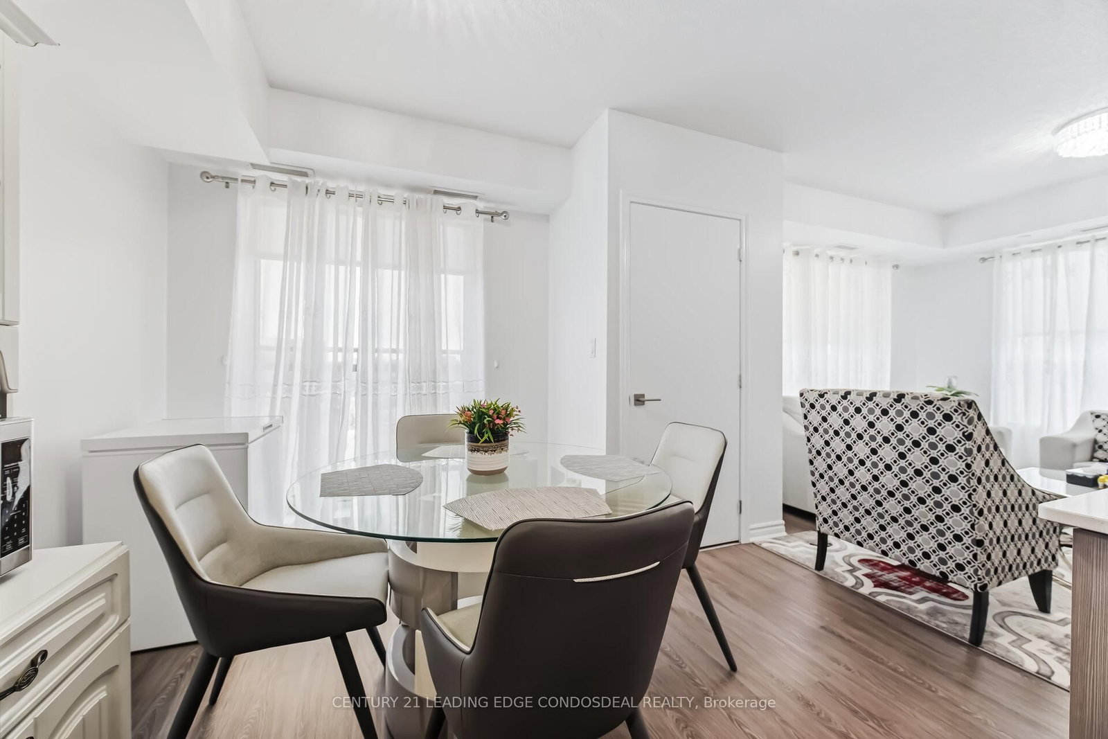 1 Falaise Road • #424 • Toronto, ON photo 15