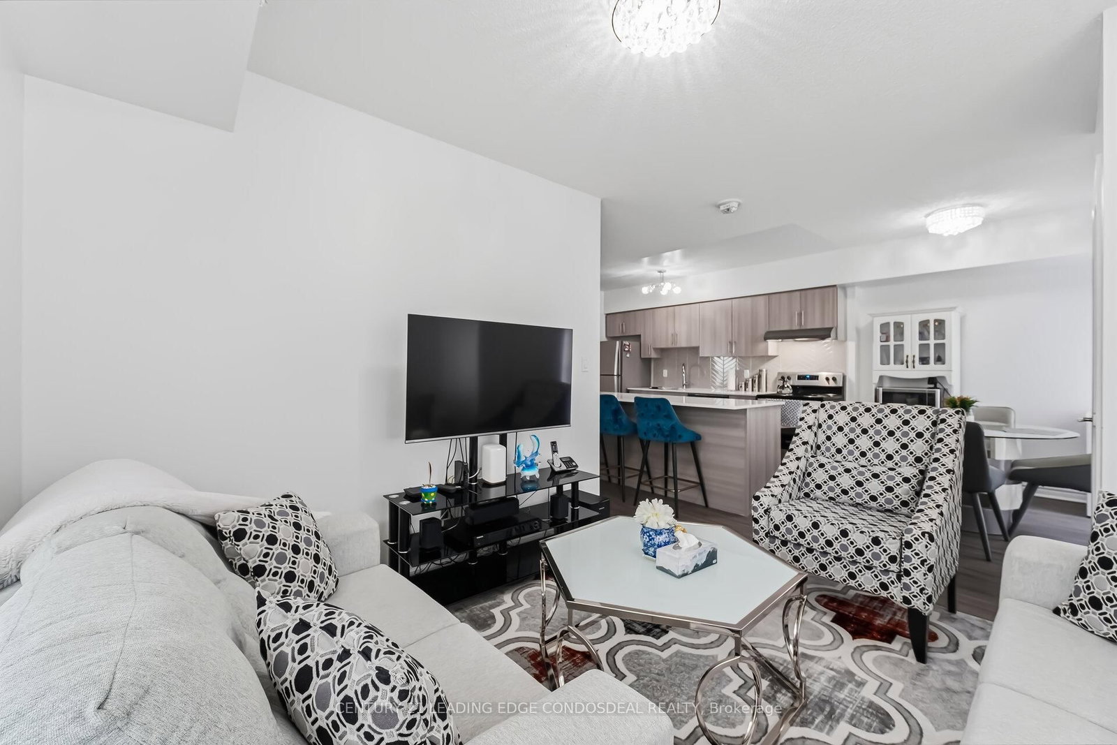 1 Falaise Road • #424 • Toronto, ON photo 17