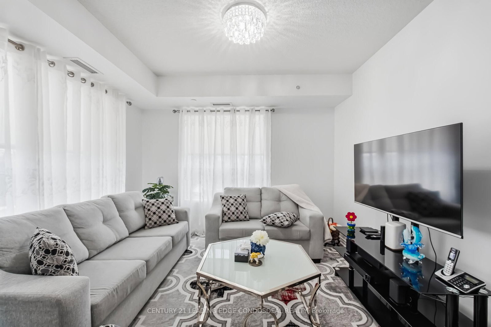 1 Falaise Road • #424 • Toronto, ON photo 19