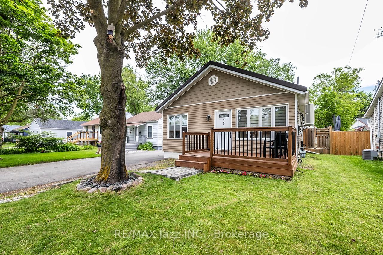 4 Maple Street • Ajax, ON photo 1