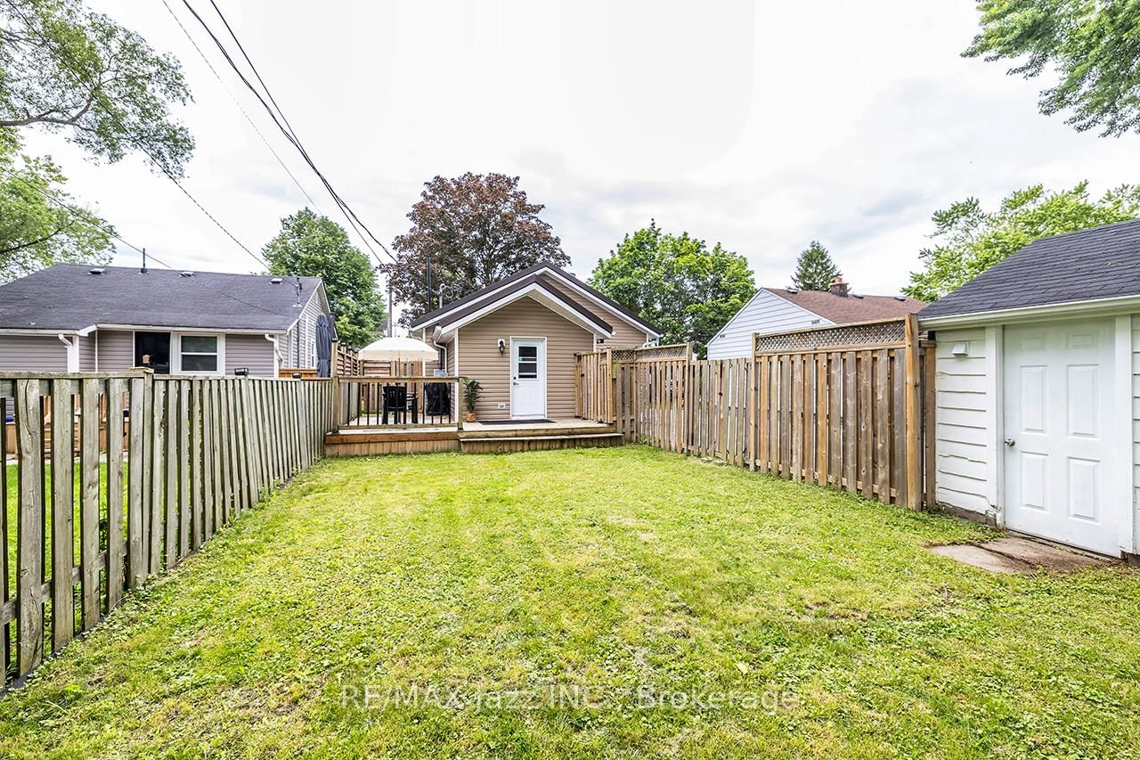 4 Maple Street • Ajax, ON photo 21