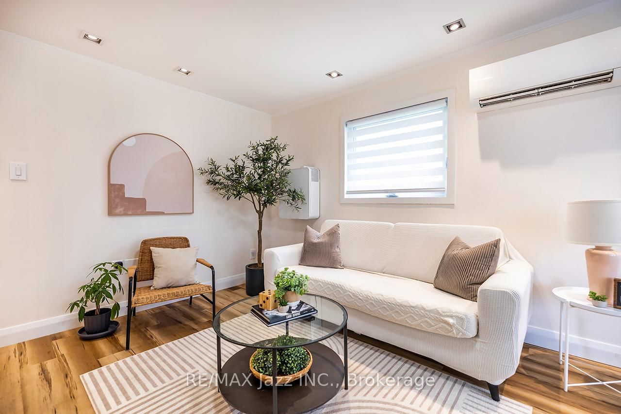 4 Maple Street • Ajax, ON photo 6