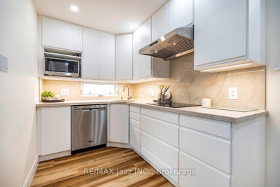 4 Maple Street • Ajax, ON photo 9