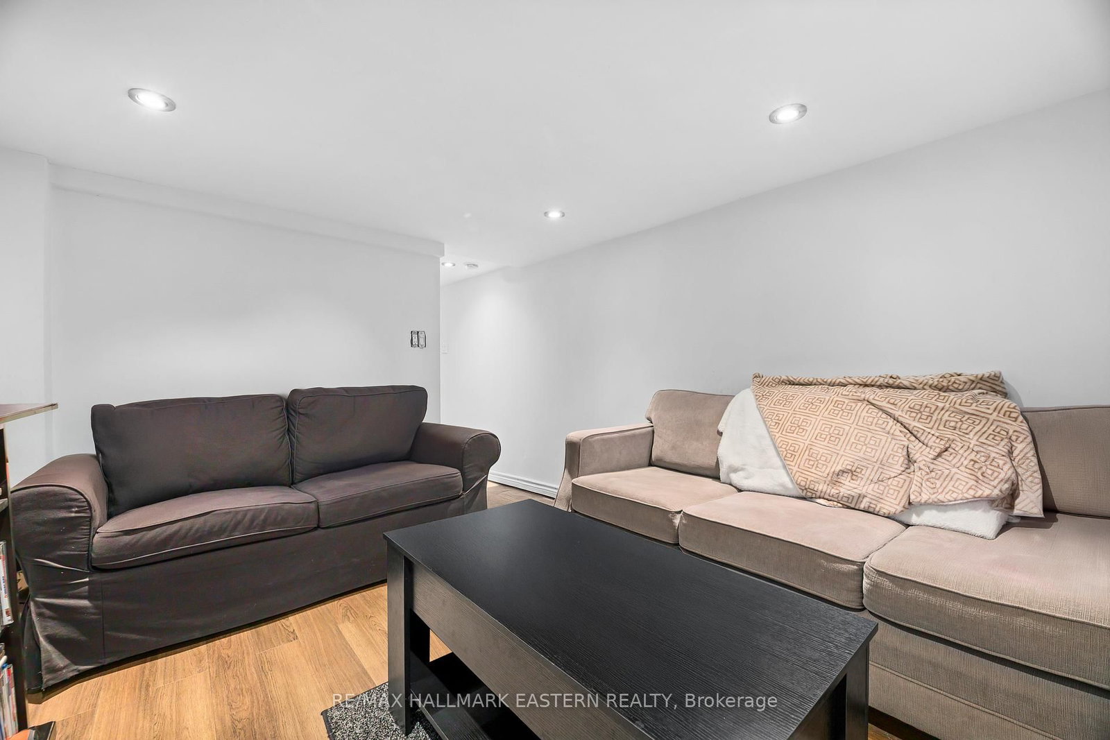 87 Craiglee Drive • Toronto, ON photo 20