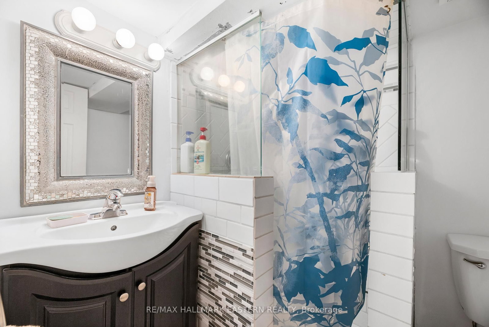 87 Craiglee Drive • Toronto, ON photo 24