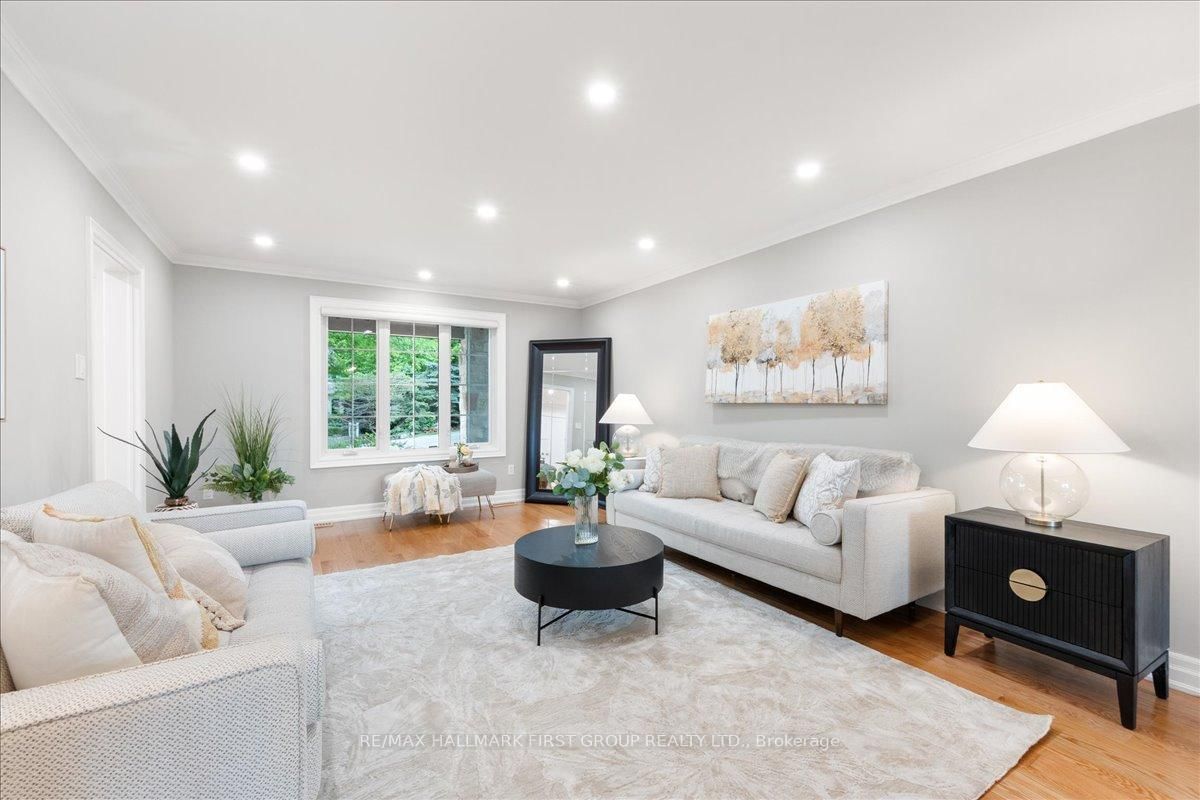 465 Rougemount Drive • Pickering, ON photo 15