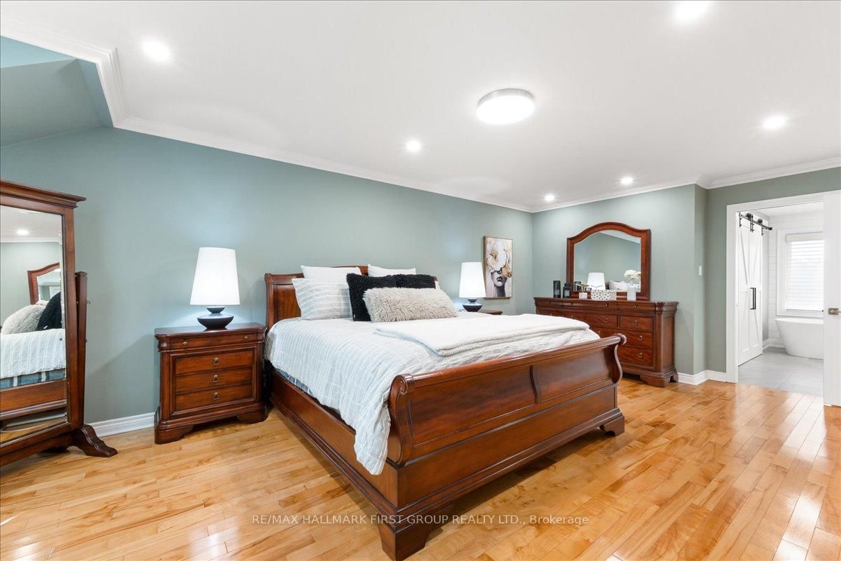 465 Rougemount Drive • Pickering, ON photo 22
