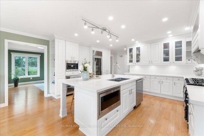 465 Rougemount Drive • Pickering, ON photo 8
