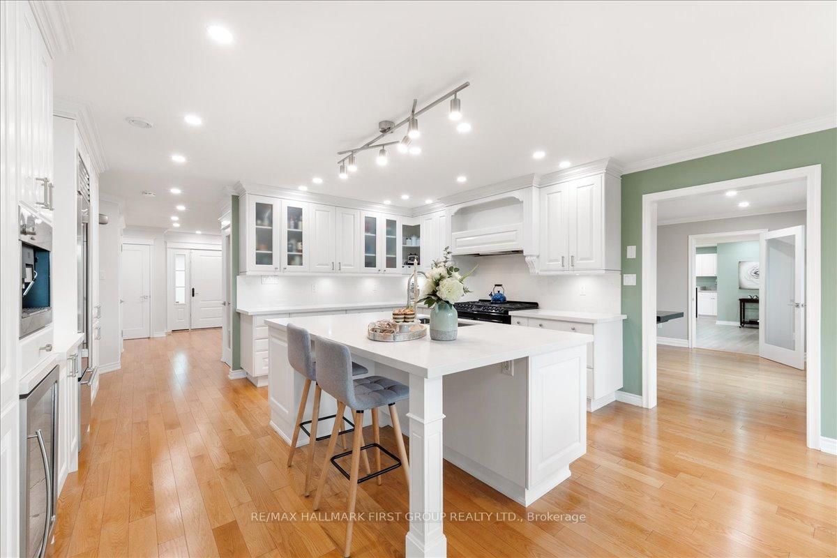 465 Rougemount Drive • Pickering, ON photo 9