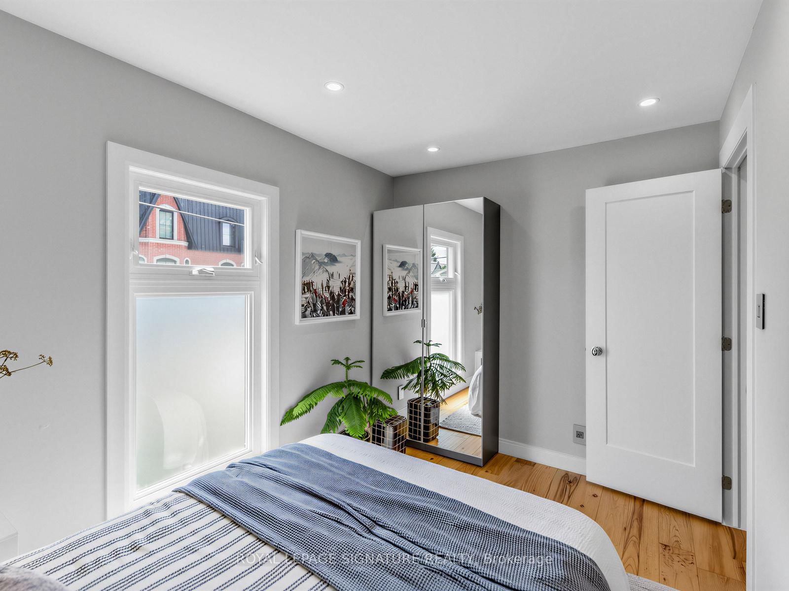 122 Donlands Avenue • Toronto, ON photo 24