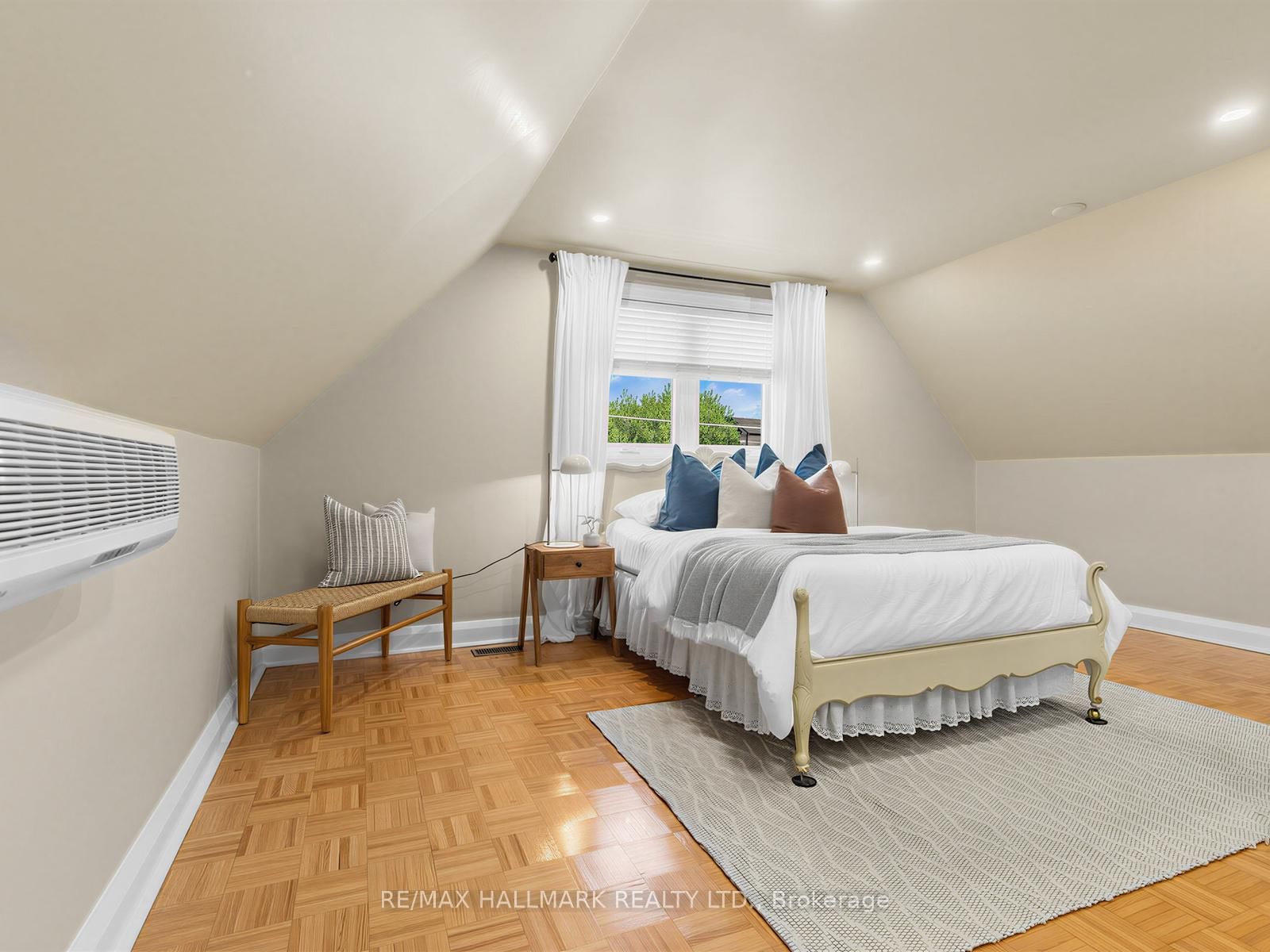 239 Torrens Avenue • Toronto, ON photo 22