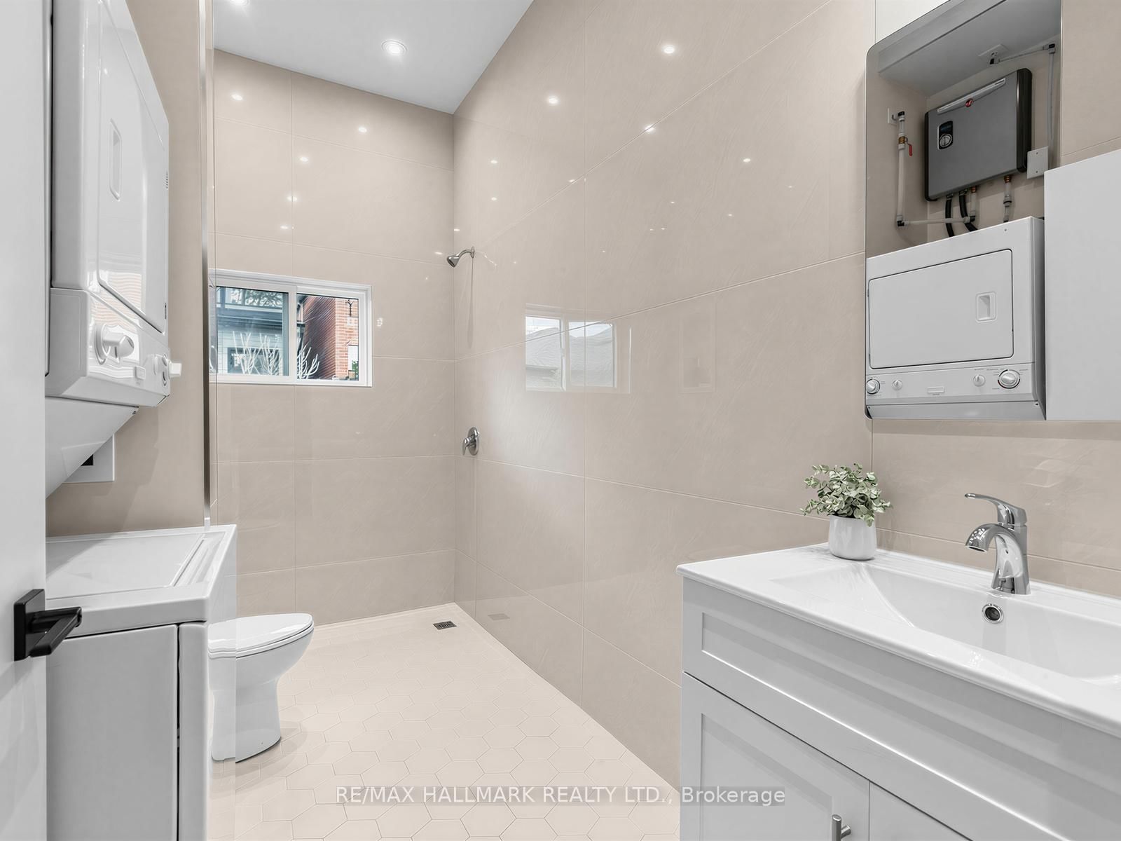 239 Torrens Avenue • Toronto, ON photo 38