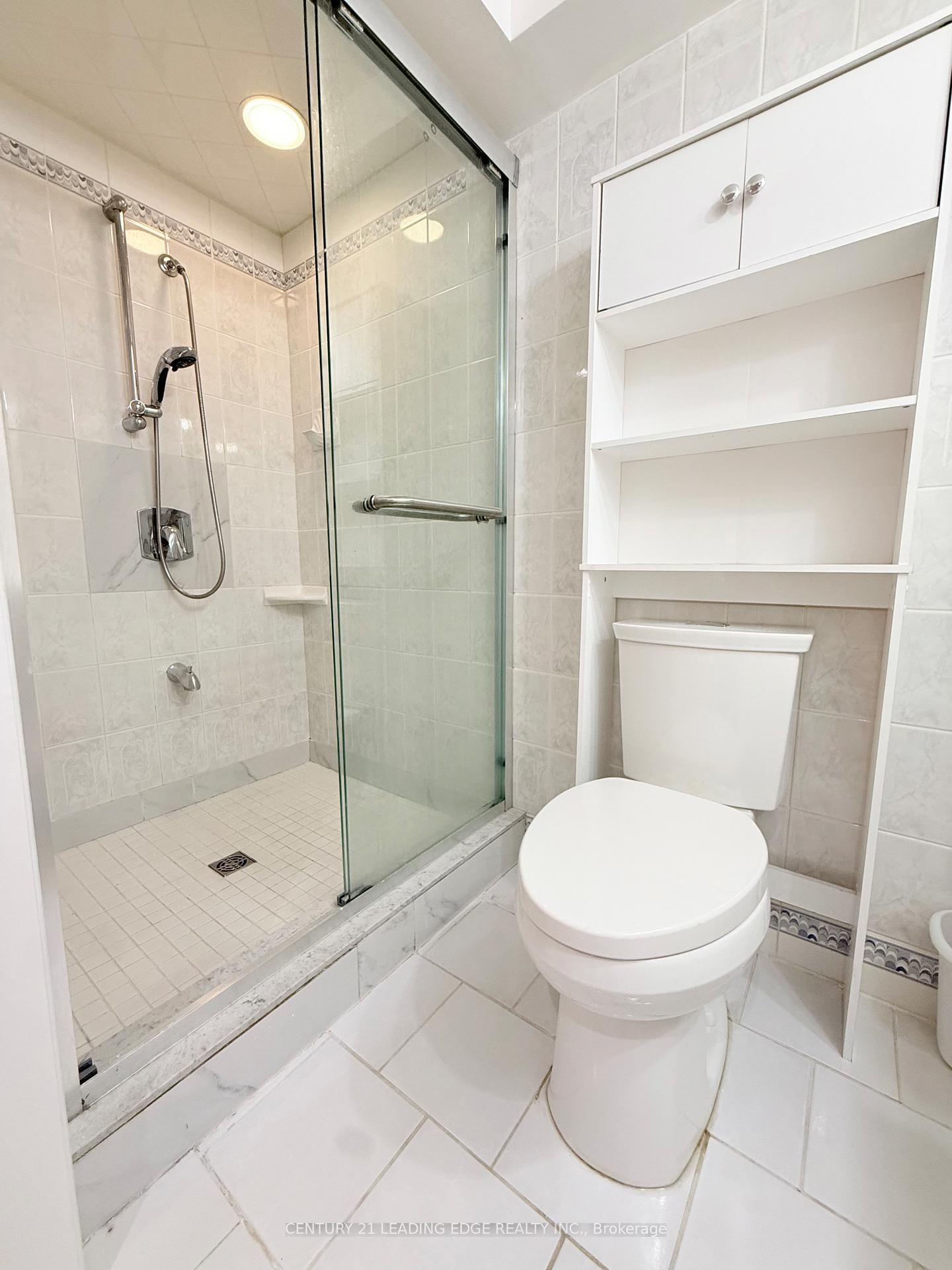 21 Colinayre Crescent, Toronto, ON, photo 4