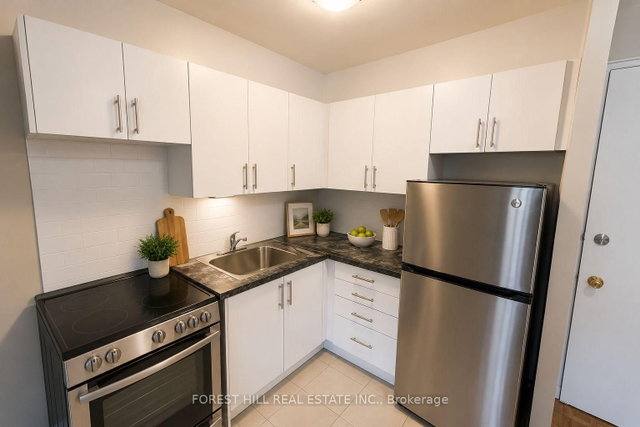 720 - 106 Goodwood Park