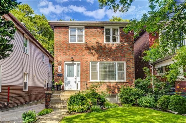 2nd floor - 407 Woodbine Avenue