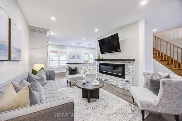 15 Jollow Drive