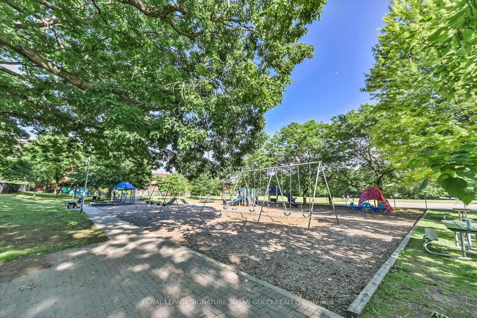 44 Westlake Avenue • Toronto, ON photo 36