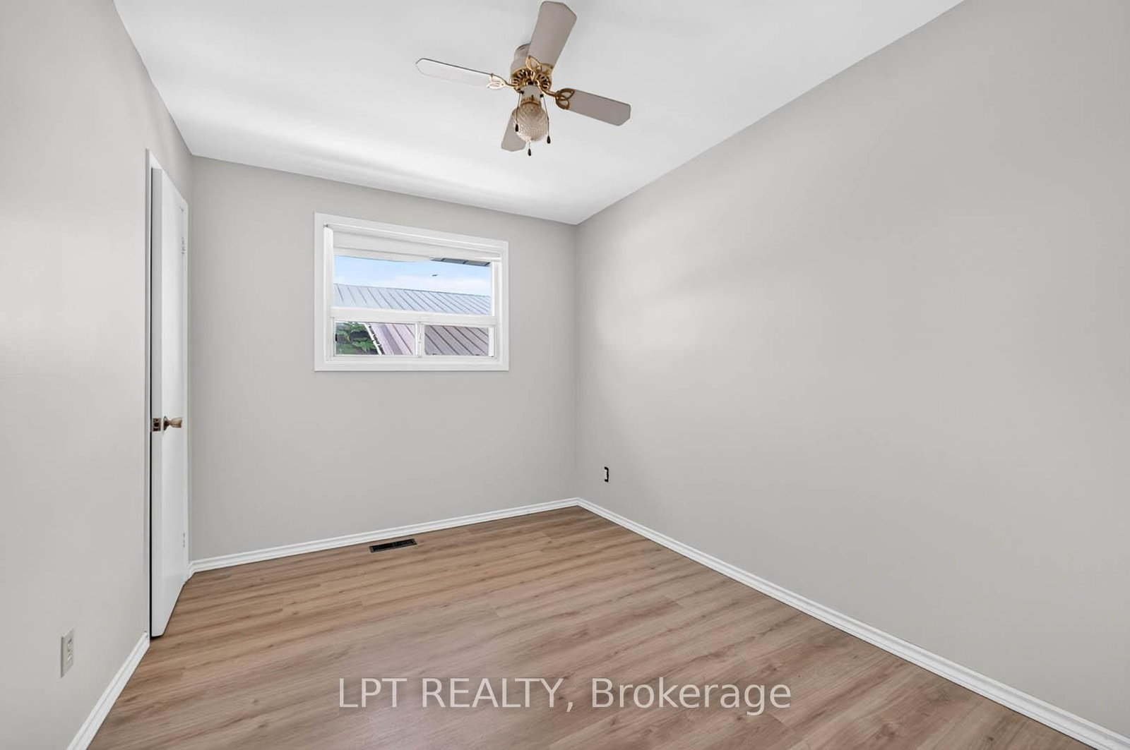 340 Fairlawn Street • Oshawa, ON photo 22