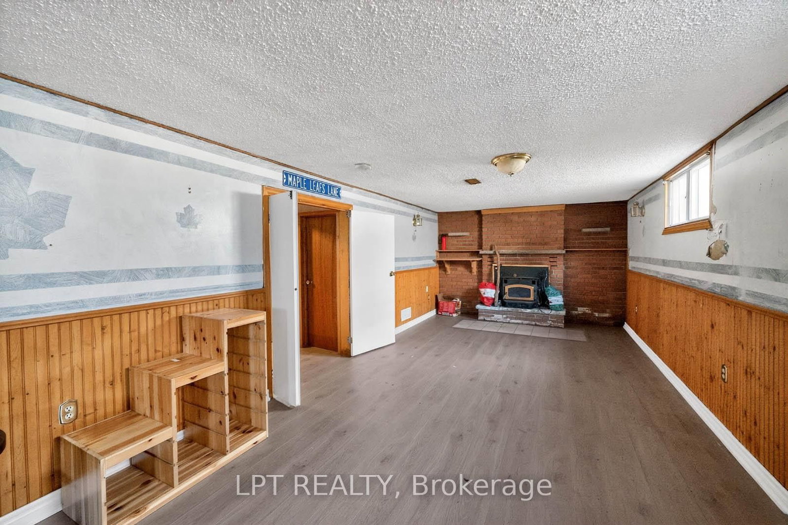 340 Fairlawn Street • Oshawa, ON photo 33