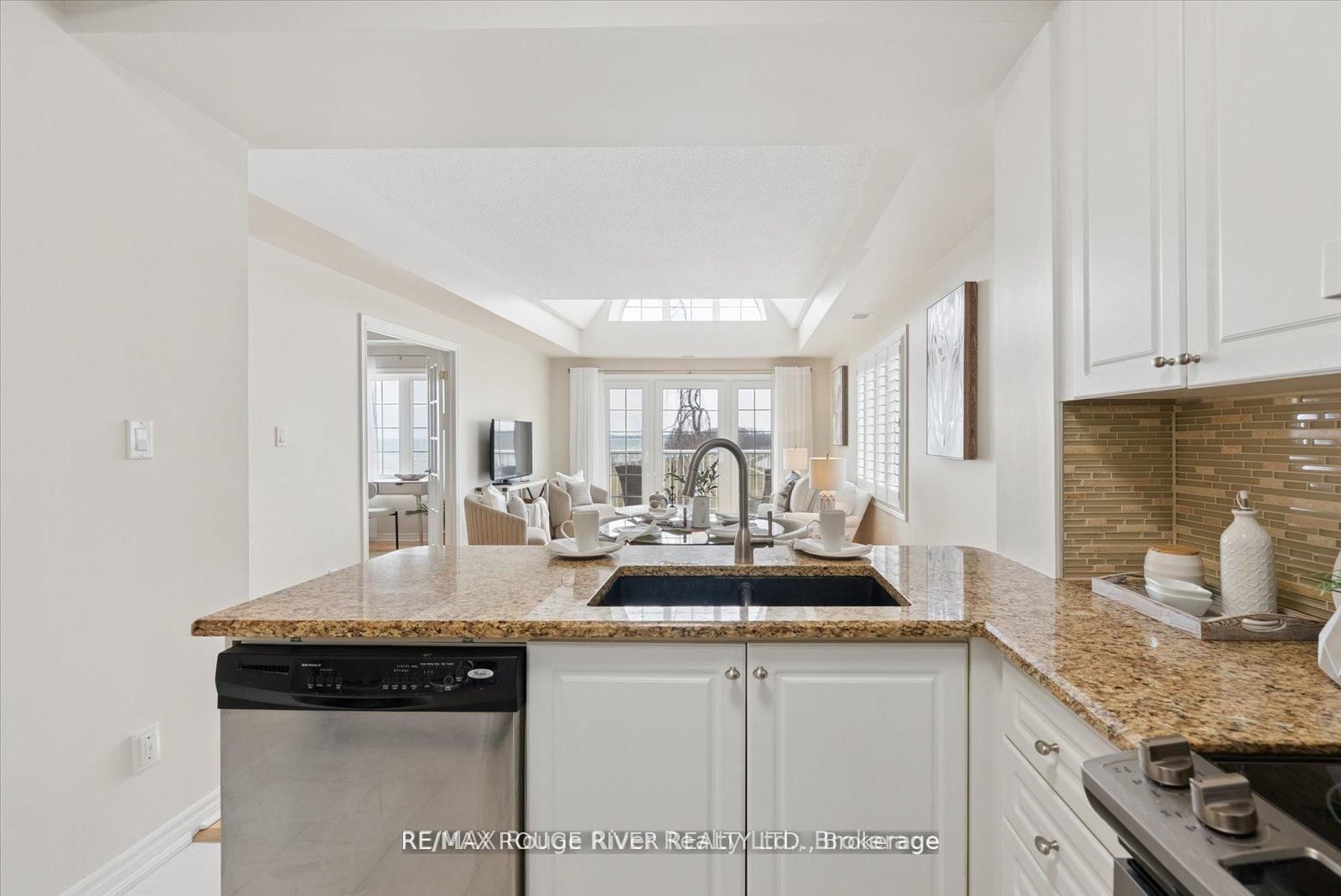 395 Lakebreeze Drive • #306 • Clarington, ON photo 15