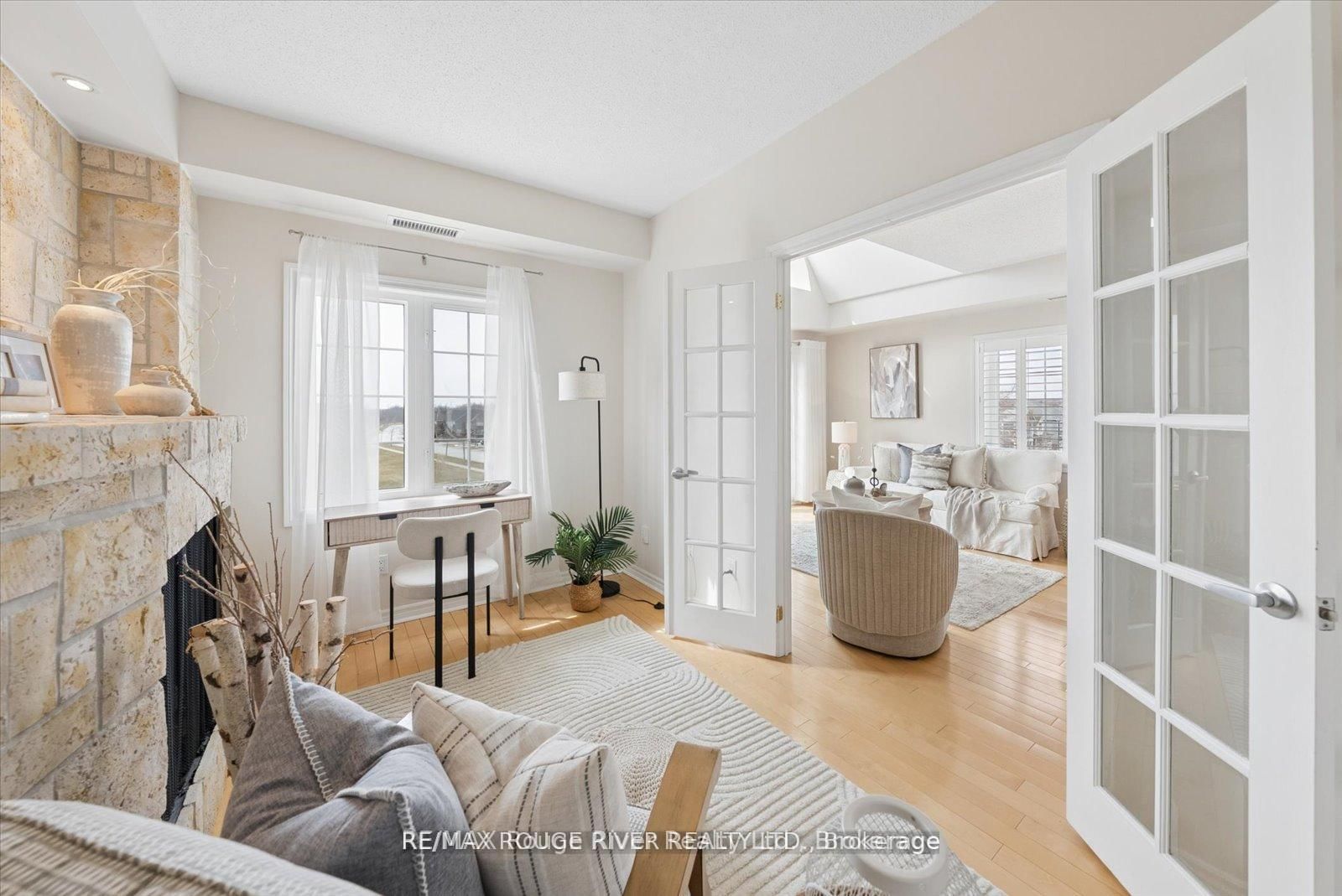 395 Lakebreeze Drive • #306 • Clarington, ON photo 16