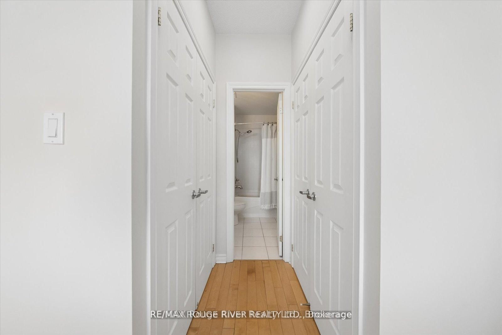 395 Lakebreeze Drive • #306 • Clarington, ON photo 21