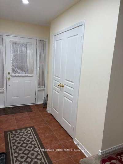 Townhouse for lease at 11 Curran Hall Crescent, Toronto, Ontario, M1G 0A1 - Morningside - MLS: E13483402