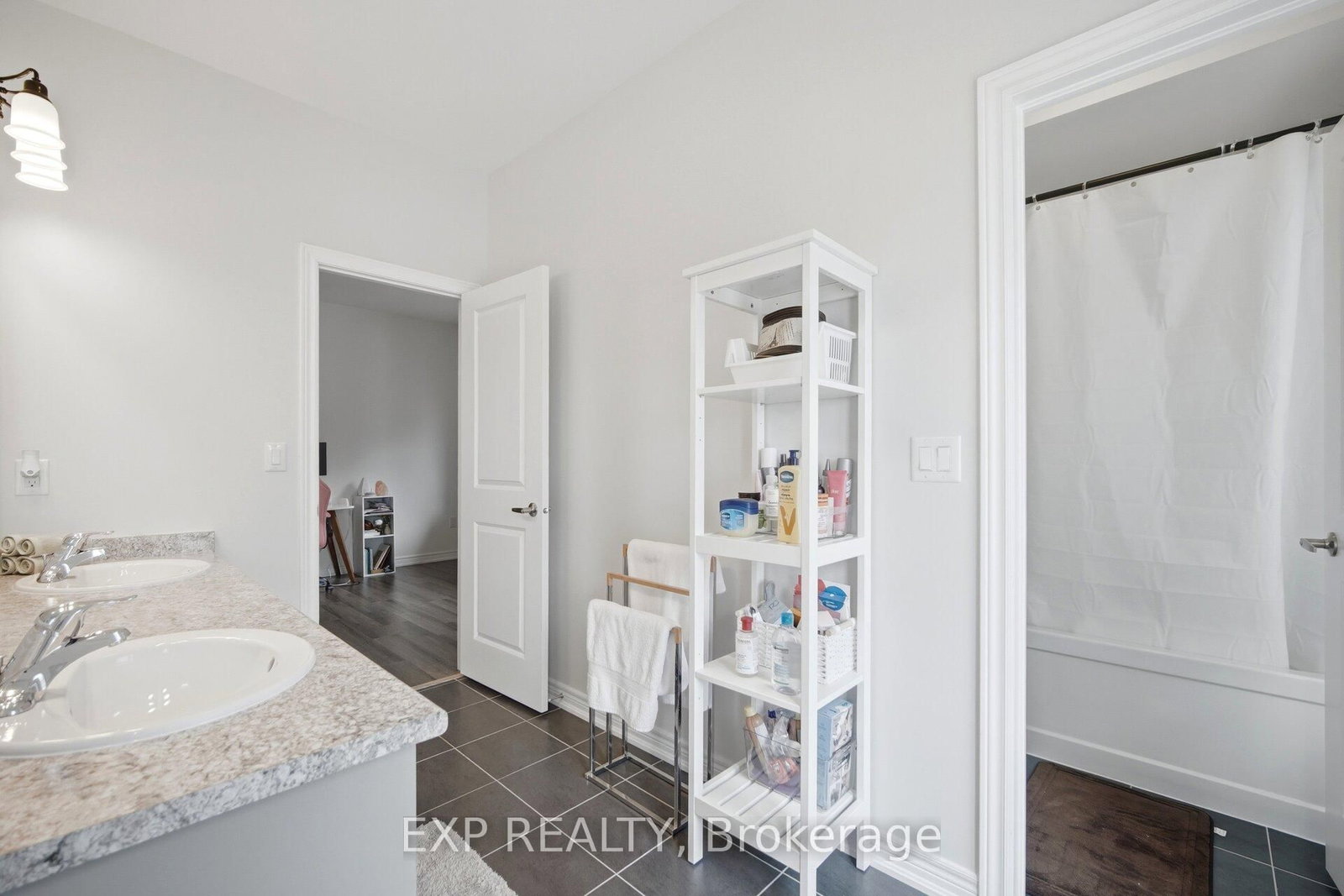 13 Arksey Street • Whitby, ON photo 30