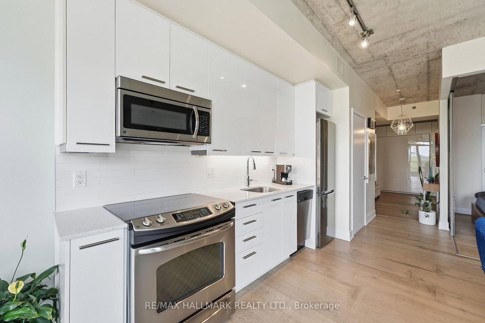630 E Queen Street • #602 • Toronto, ON photo 10
