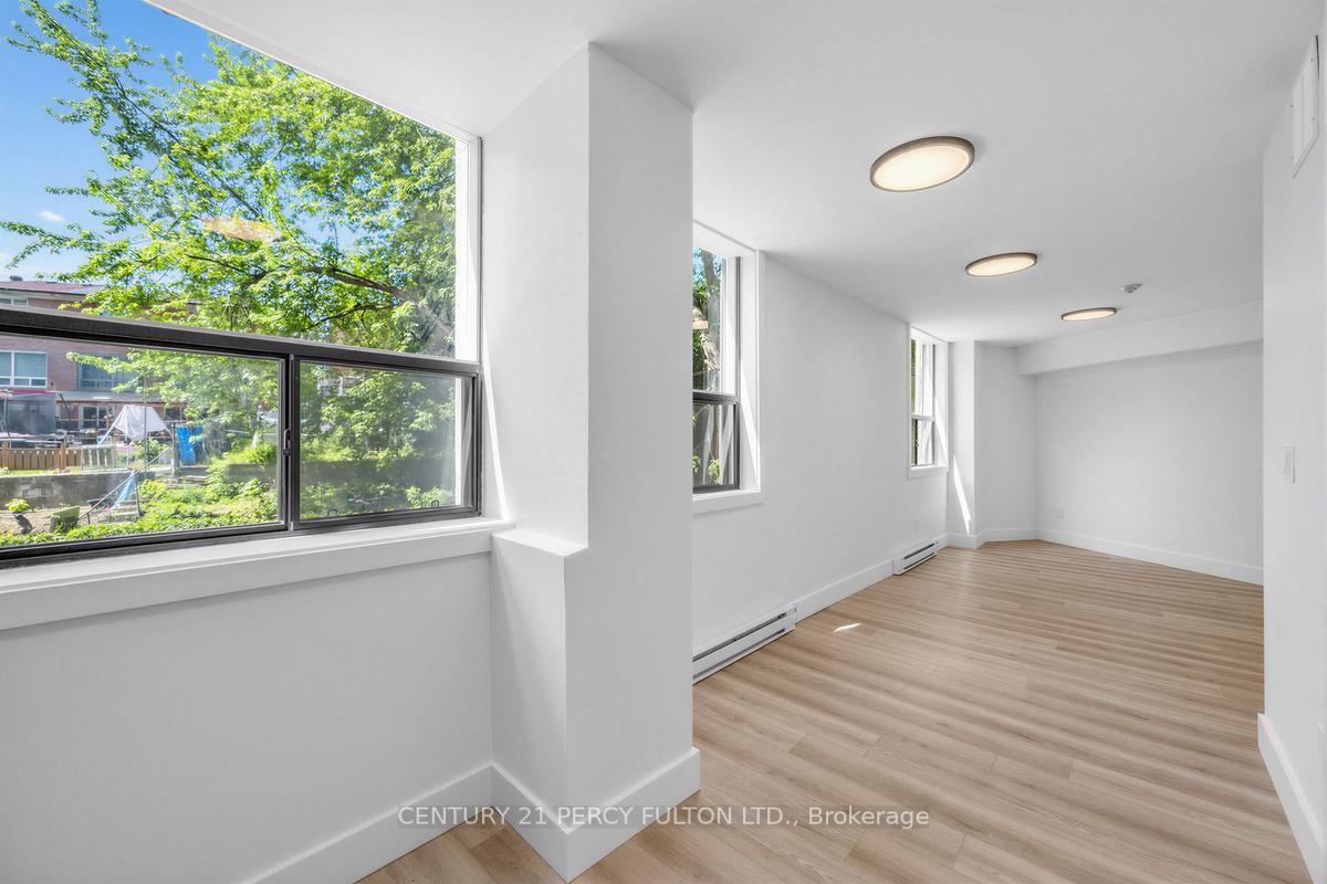 200-2 Park Vista Drive, Toronto, ON, photo 4