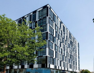 736 - 1900 Simcoe Street N