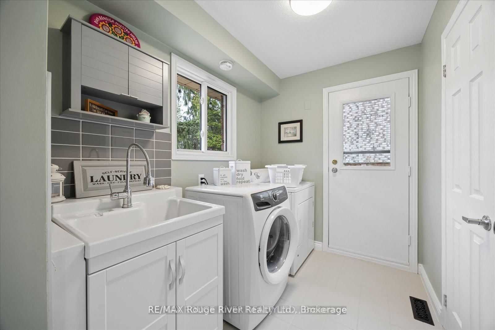 137 Pringle Drive • Whitby, ON photo 16