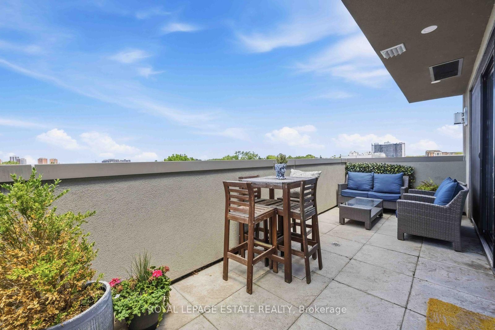 365 Beech Avenue • #511 • Toronto, ON photo 19