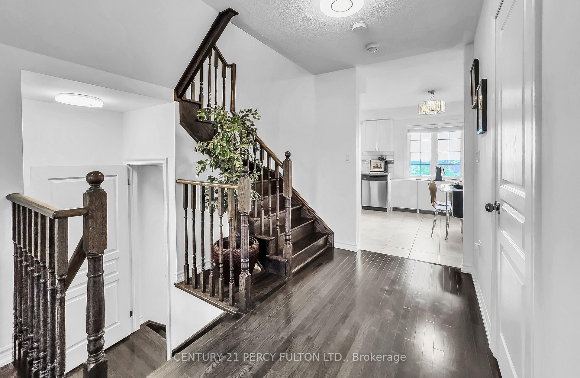 86 Magpie Way