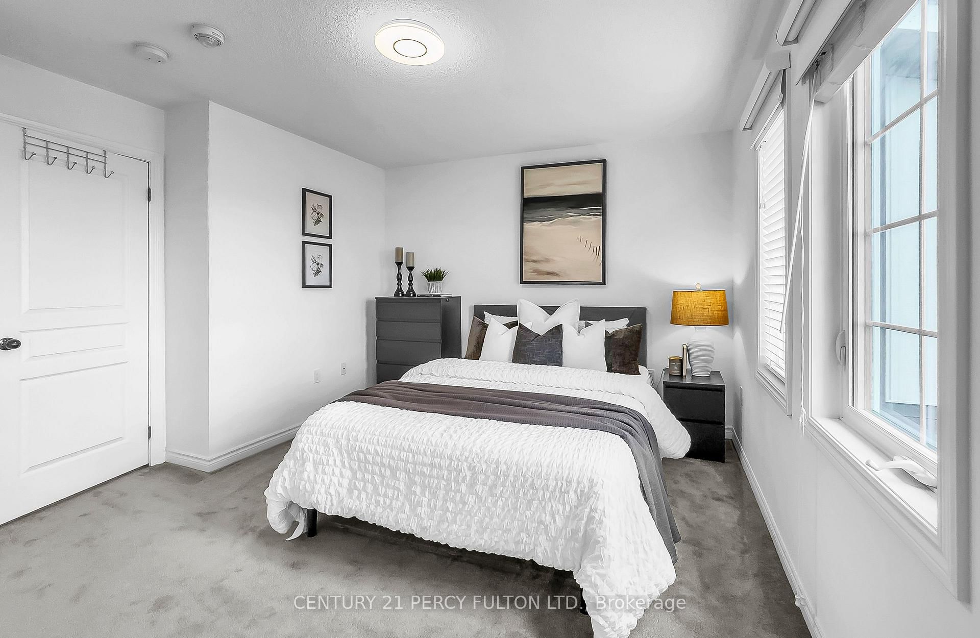 86 Magpie Way