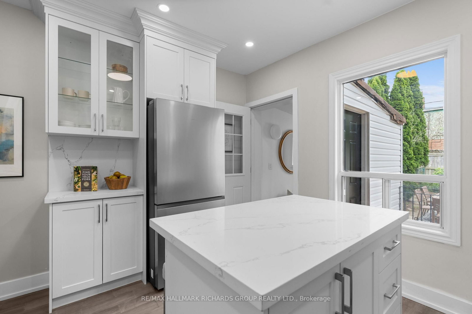898 Greenwood Avenue • Toronto, ON photo 12