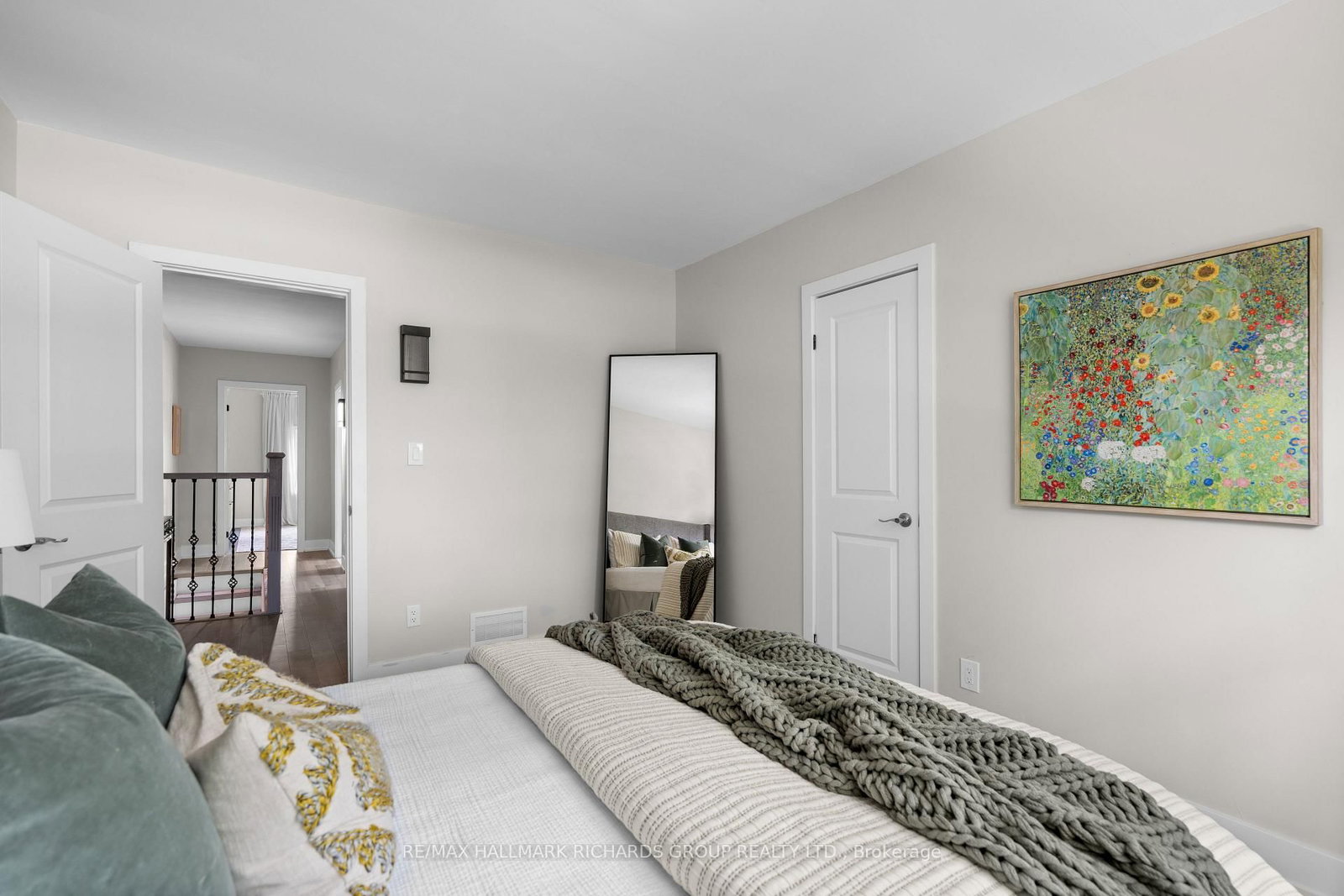 898 Greenwood Avenue • Toronto, ON photo 19