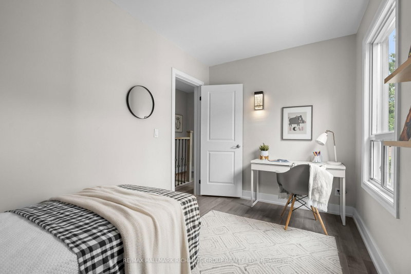 898 Greenwood Toronto,ON M4J 4B8 — Photo 21