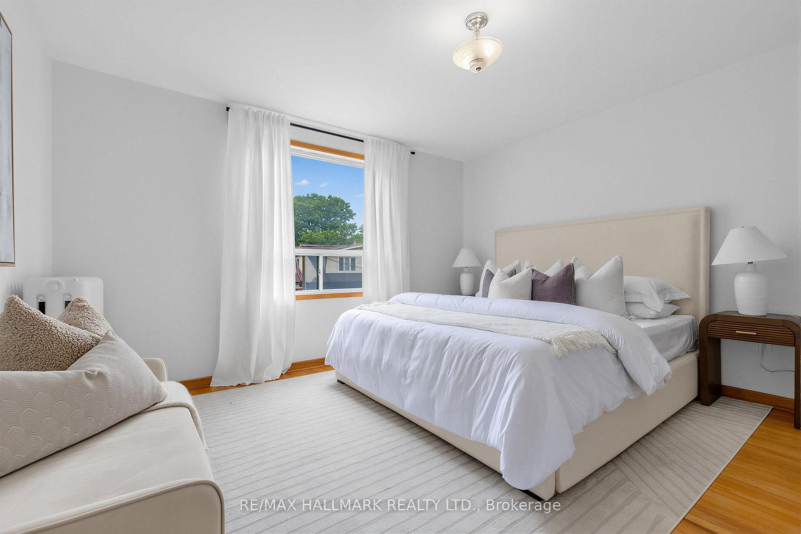 365 Milverton Boulevard • Toronto, ON photo 20