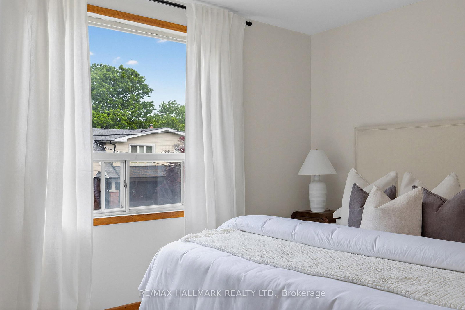 365 Milverton Boulevard • Toronto, ON photo 22